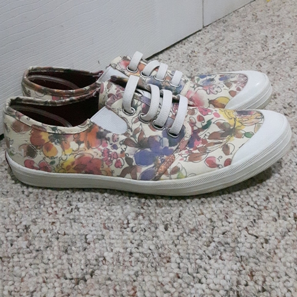 Denver Hayes Women Slip-On Canvas Shoes - Size 8 - Picture 3 of 6